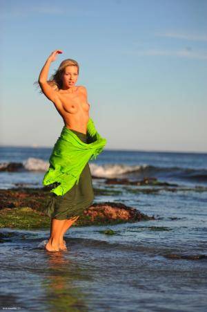 Original 899 px/ 1352 px