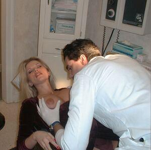 Original 858 px/ 849 px