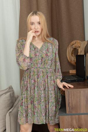 Original 2333 px/ 3500 px