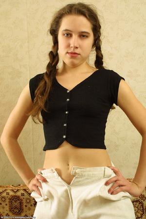 Original 682 px/ 1024 px