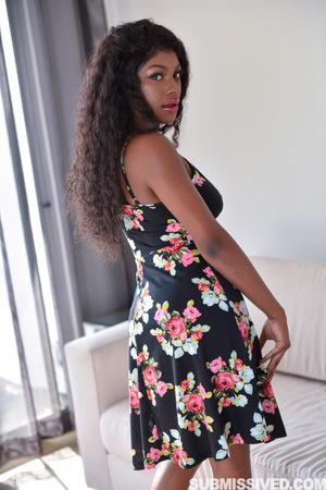 Original 900 px/ 1349 px