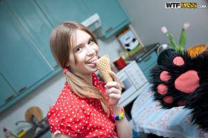 Original 1600 px/ 1067 px