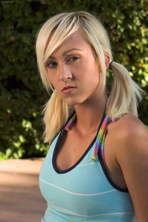 Original 1999 px/ 3000 px