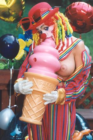 Original 668 px/ 1000 px