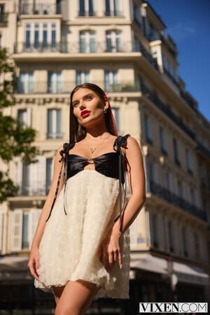 Original 2000 px/ 2999 px