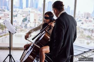 Original 2999 px/ 2000 px