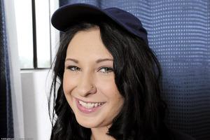 Original 1600 px/ 1064 px