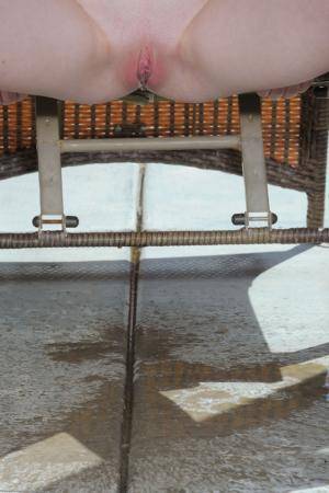 Original 682 px/ 1024 px