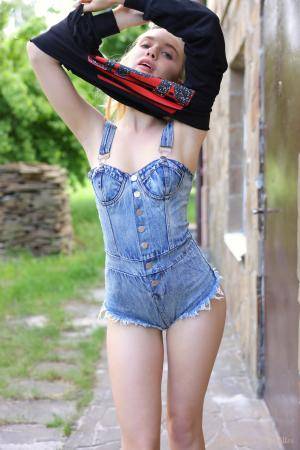 Original 2400 px/ 3600 px