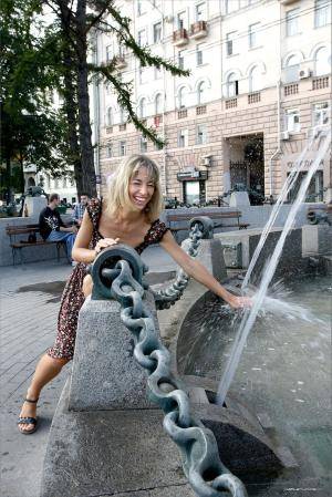 Original 854 px/ 1280 px