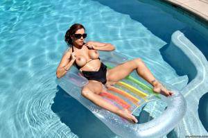 Original 2495 px/ 1663 px