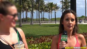 Original 1800 px/ 1013 px