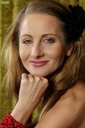 Original 2000 px/ 3000 px