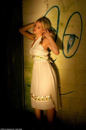 Original 1021 px/ 1536 px