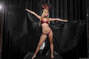 Original 2499 px/ 1663 px