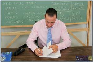 Original 850 px/ 571 px