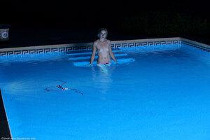 Original 1648 px/ 1098 px