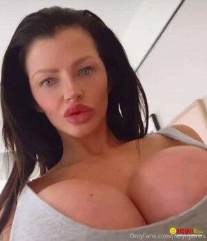 Original 750 px/ 872 px