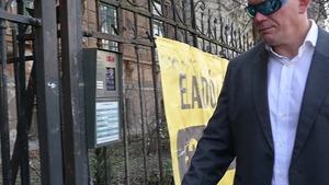 Original 1024 px/ 576 px