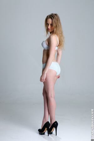 Original 2333 px/ 3500 px