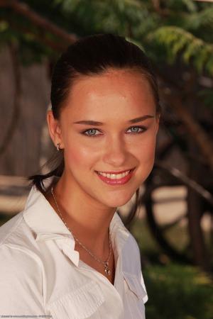 Original 1067 px/ 1600 px