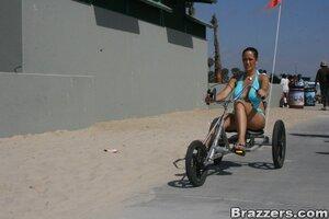 Original 900 px/ 600 px