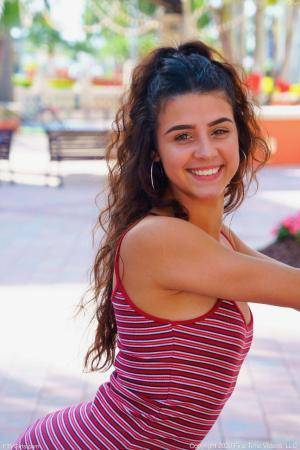 Original 852 px/ 1280 px