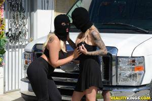 Original 1901 px/ 1269 px