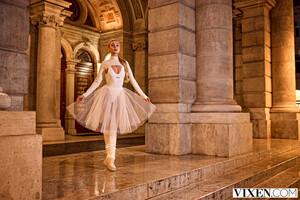 Original 2998 px/ 2000 px