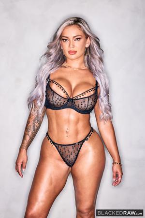 #BlackeDraw - Hayley Davies - Naughty Aussie Hayley Gets Her BBC On The Side