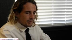 Original 1916 px/ 1080 px