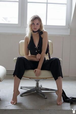 Original 3840 px/ 5760 px