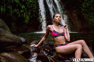 Original 3000 px/ 2000 px