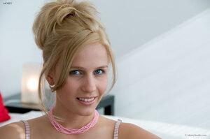 Original 3000 px/ 1993 px