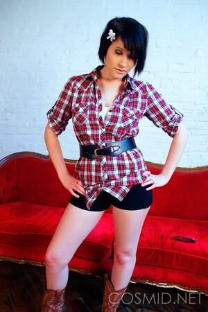 Original 1067 px/ 1600 px