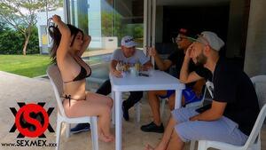 Original 1600 px/ 900 px