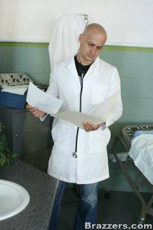 Original 600 px/ 900 px