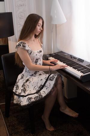 Original 1600 px/ 2400 px