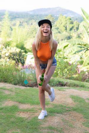 Original 907 px/ 1360 px