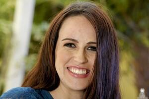 Original 1600 px/ 1064 px