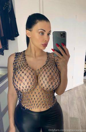 Original 1369 px/ 2104 px