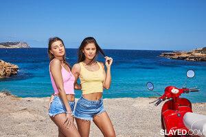 Original 3000 px/ 2000 px