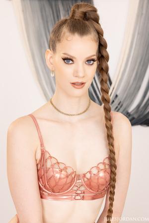 Original 2668 px/ 4000 px