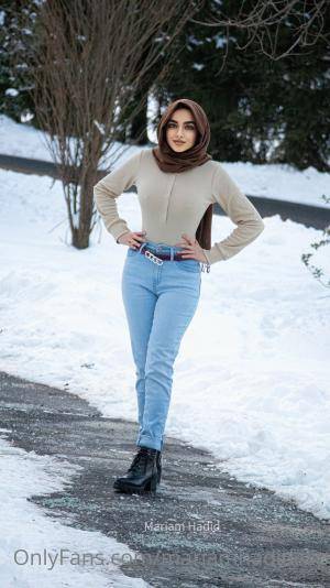 Original 2300 px/ 4096 px