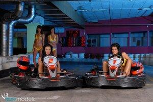 Original 3000 px/ 2008 px