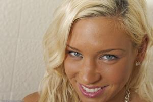 Original 1600 px/ 1064 px