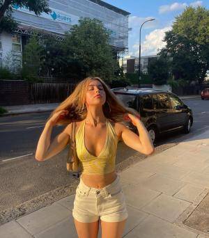 Original 1080 px/ 1233 px