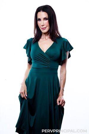 Original 721 px/ 1080 px