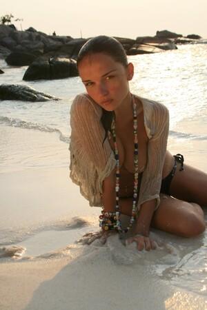 Original 1365 px/ 2048 px