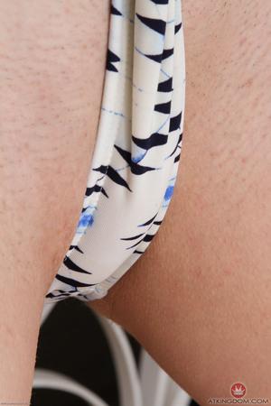 Original 2000 px/ 3000 px